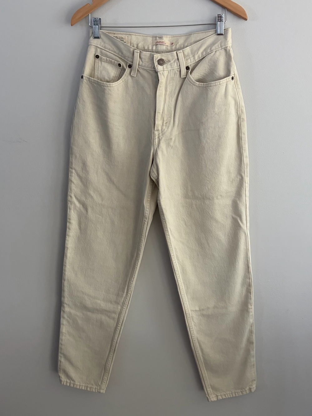 Levi's 80s Mom Jean - Beige NWOT